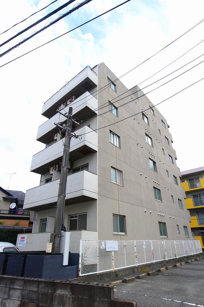 外観　二日市駅徒歩圏内オール電化物件