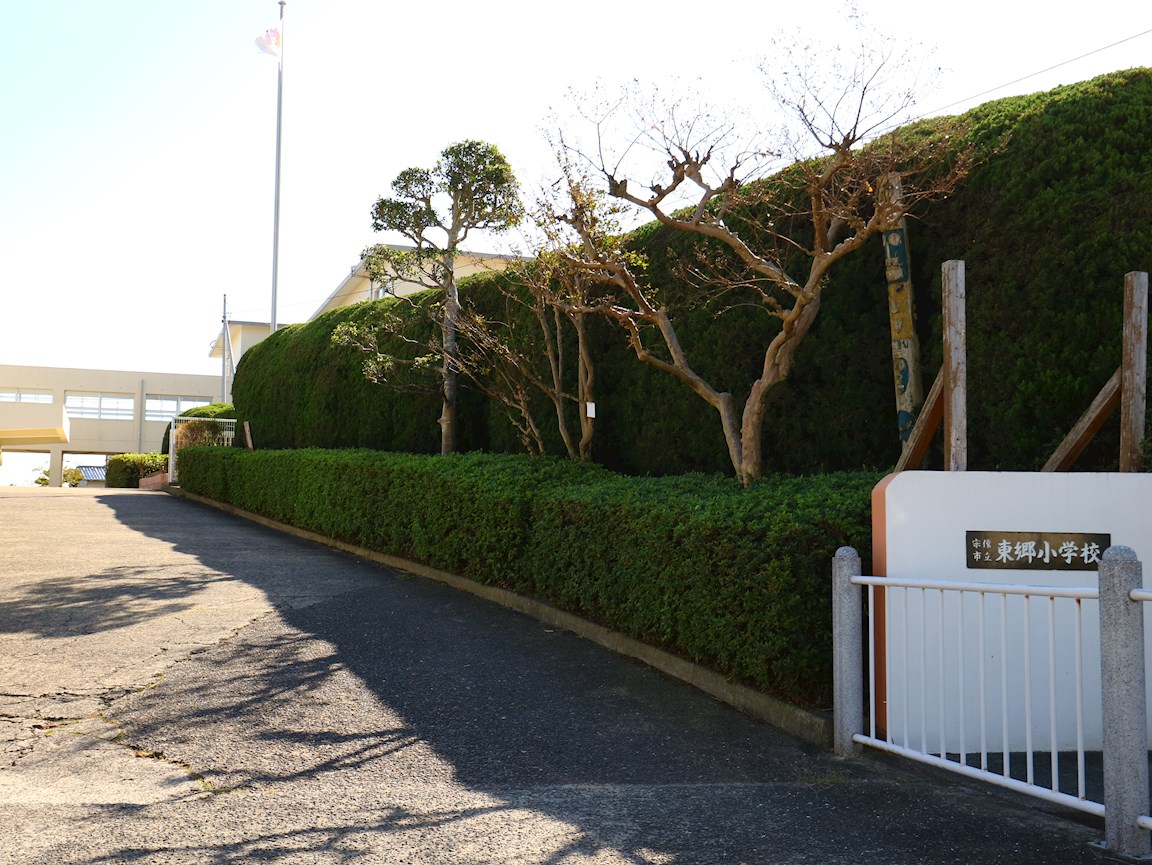 シャトーリキマス 小学校