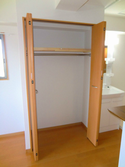 シンワビル 収納