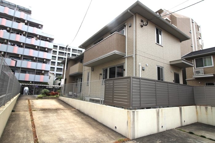 アラータ大橋 C棟 外観