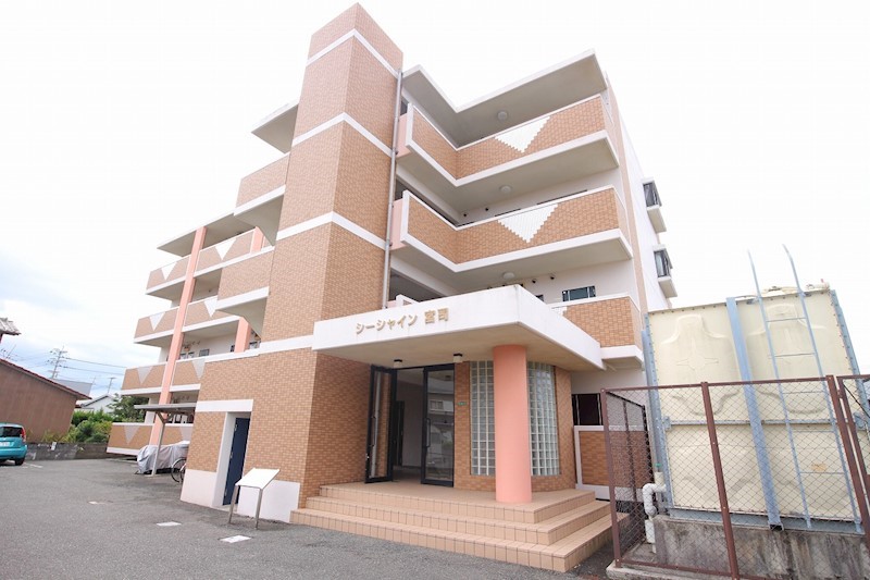 シーシャイン宮司 外観