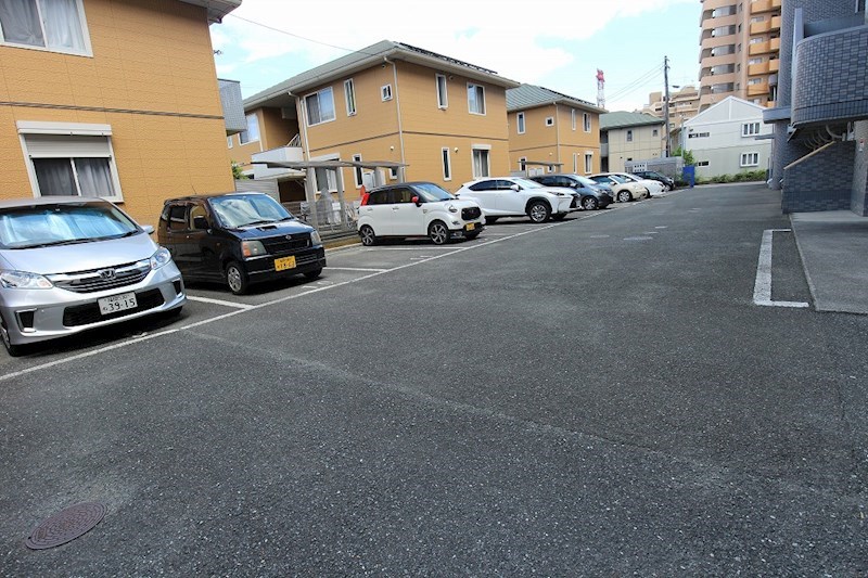 アネックスけやき通り 駐車場