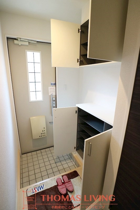 ディアスガーデン二番館 玄関