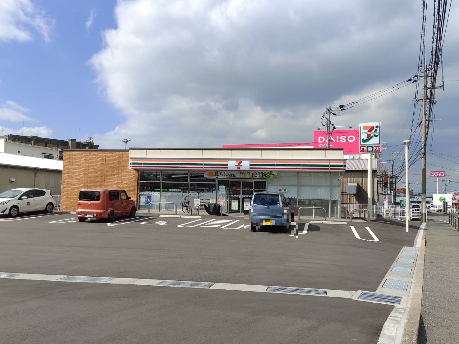 ラ　フォーンⅢ コンビニ