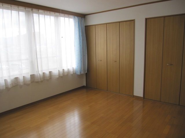 中央ビル ベッドルーム