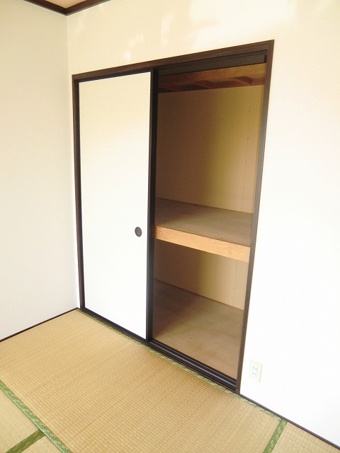 ヒルサイド美しヶ丘 収納