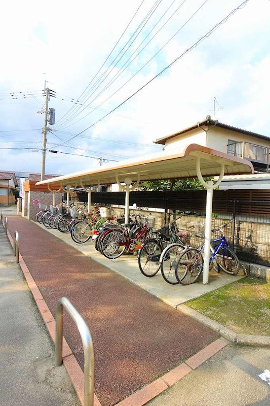 サンハイツ塔原 エントランス