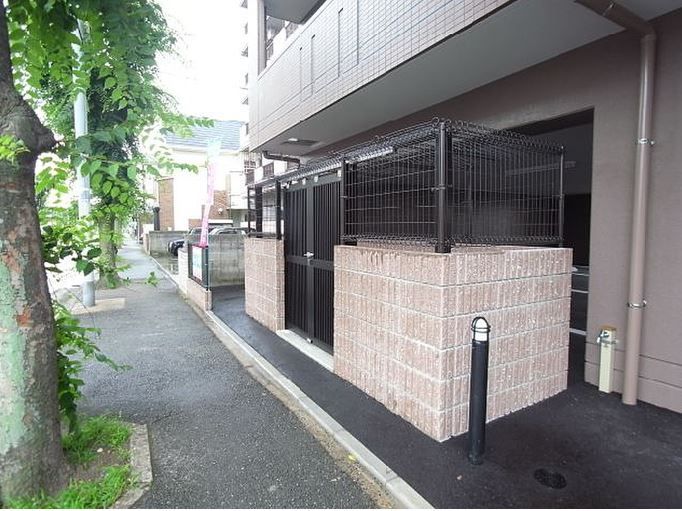 グランドールKONOMI  駐車場