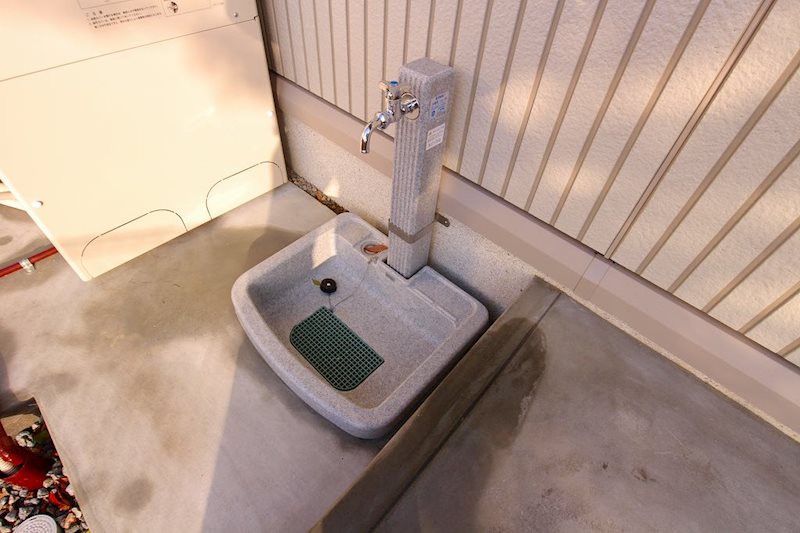 クレスト青山 駐車場