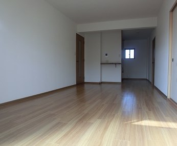 ネオパレス長者原 庭