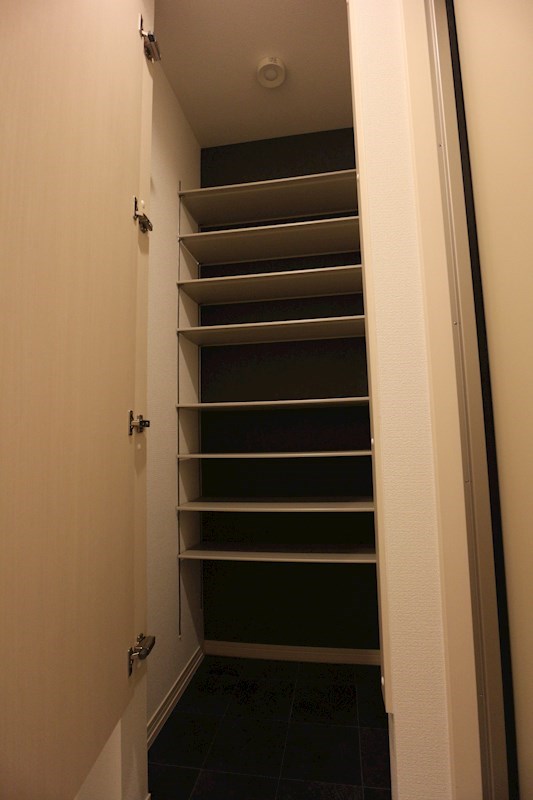 D-room夏目 収納