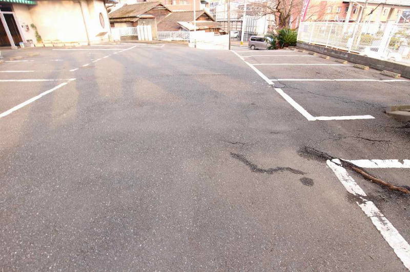 セレッソ中川 駐車場