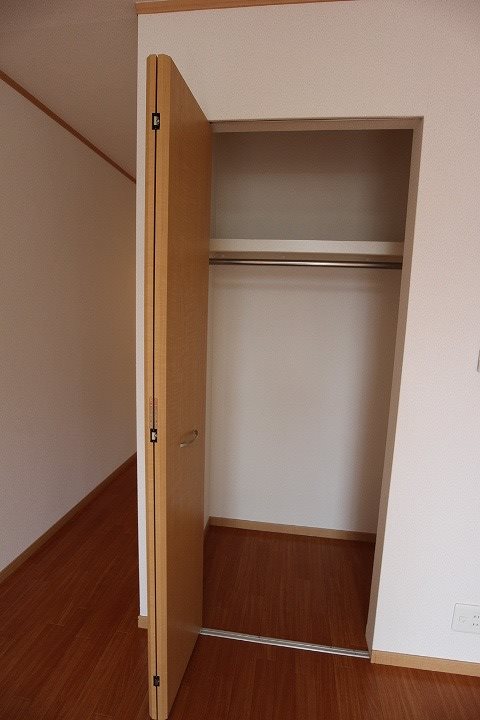 カーサ　シェリール 収納