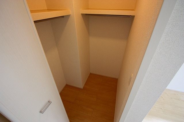 プラム・Ⅰ 収納