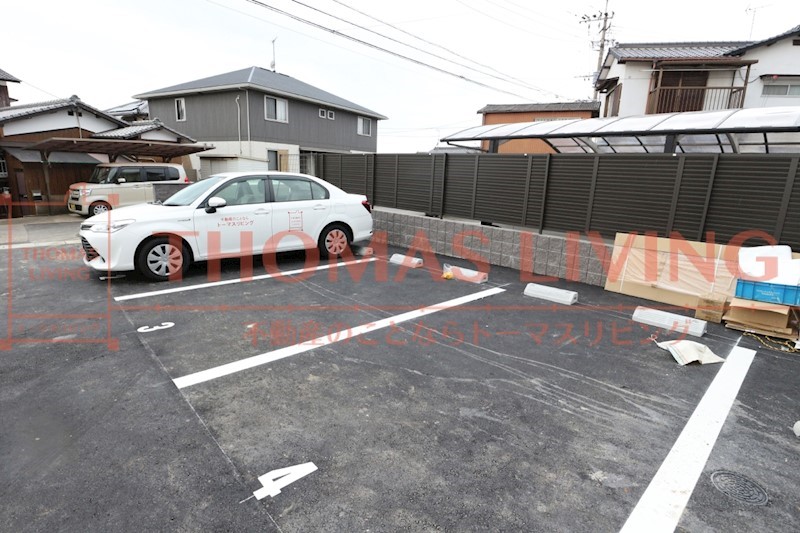 KISHI　HEIGHTS 駐車場