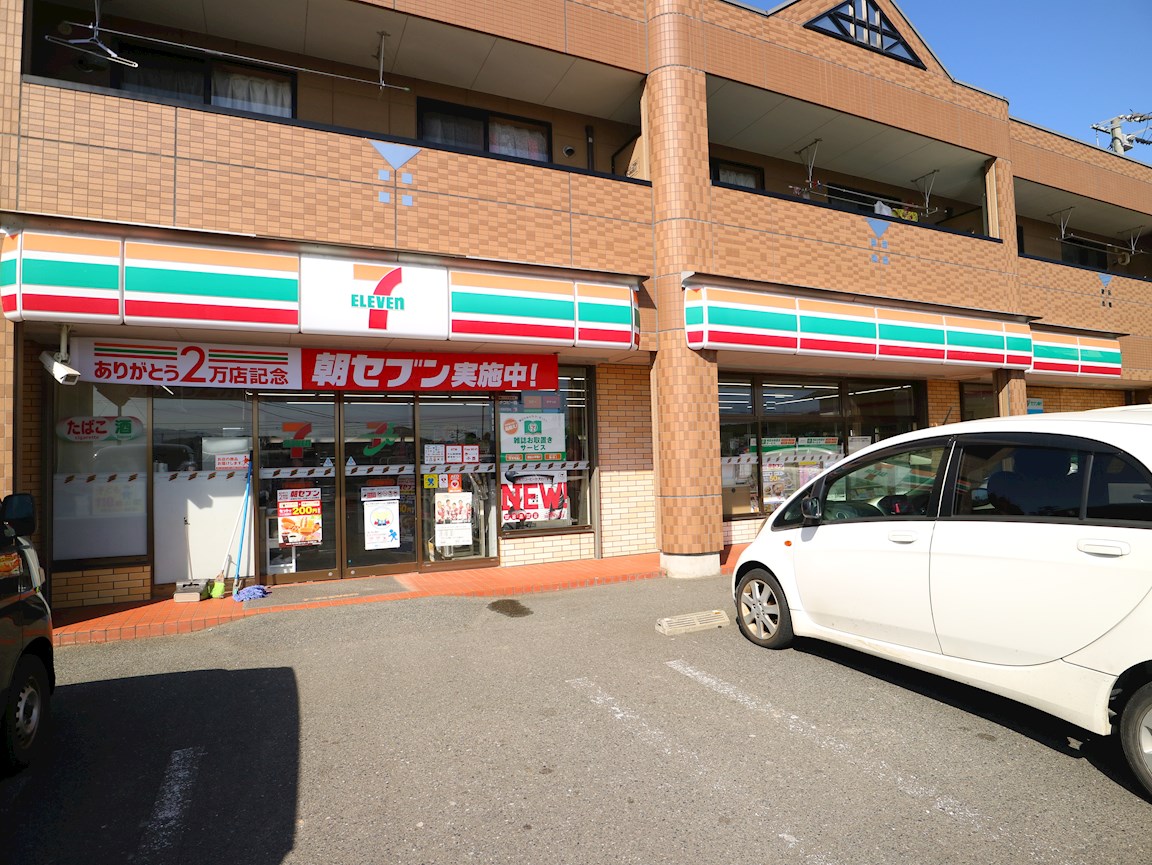 サンパティークウエストⅡ  コンビニ
