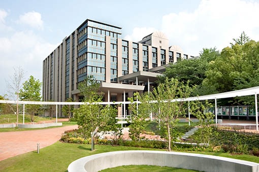 パレーシャル香椎 大学・短大