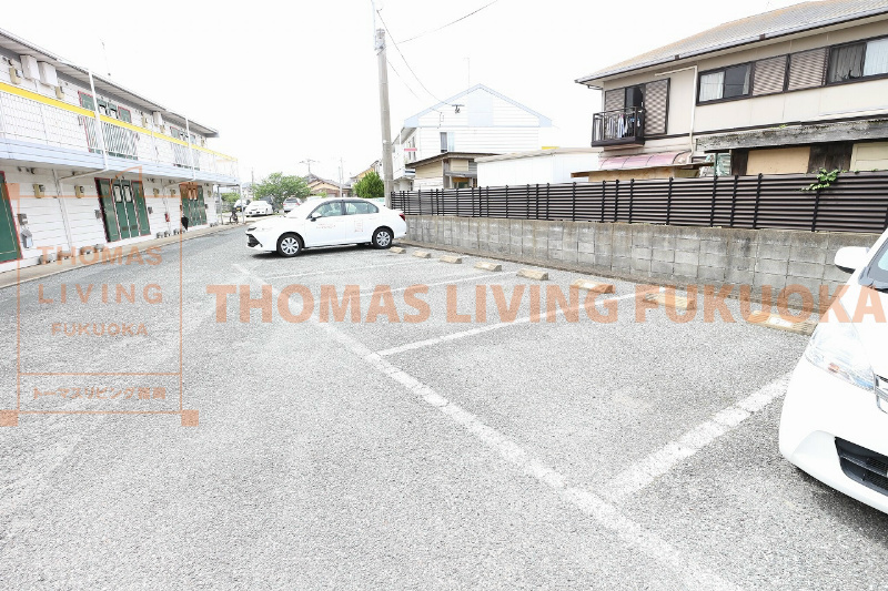 グリーンライフ西福間A棟  駐車場