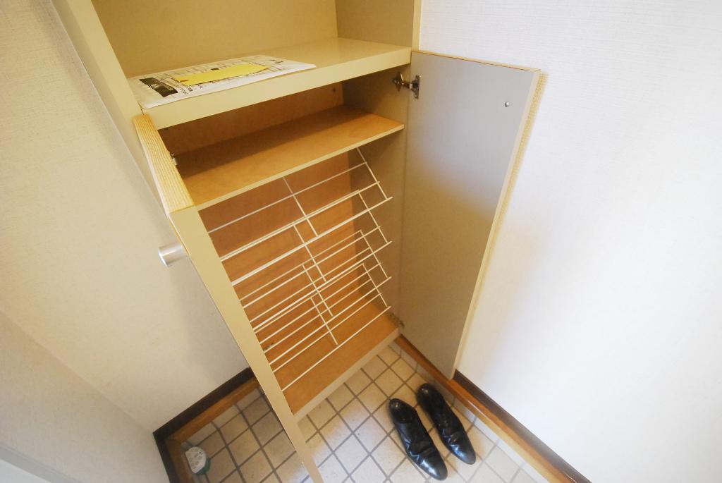 オレンジ館 玄関