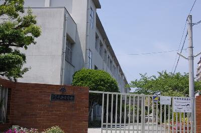 Aqualia千早 小学校