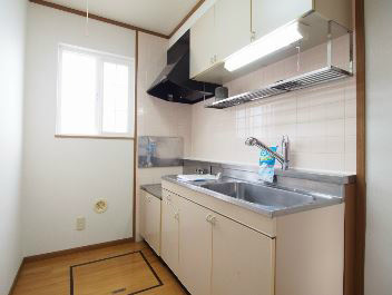 福岡県遠賀郡水巻町二東２丁目 キッチン