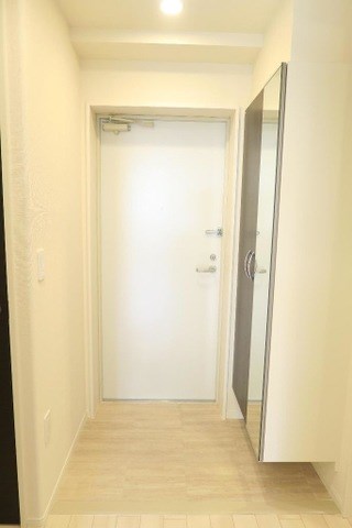 ボンヌール城南 玄関