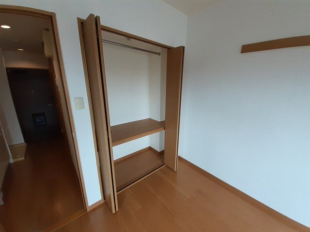 リーブラ都府楼壱番館 収納