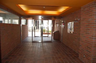 庄栄館高宮 ロビー