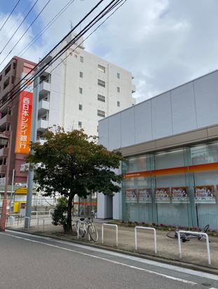 ウェストサイド箱崎 銀行