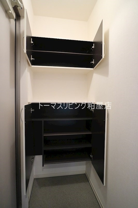 エスポアール 玄関