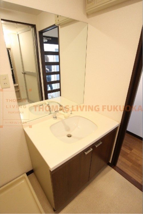 アーバン宮地岳 洗面所