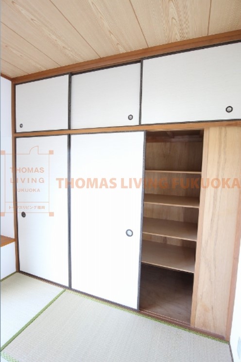 アーバン宮地岳 収納