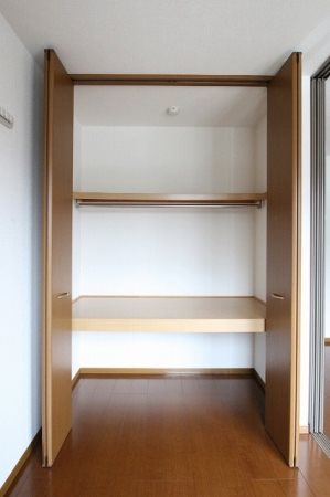 モナリエ香住ヶ丘 収納