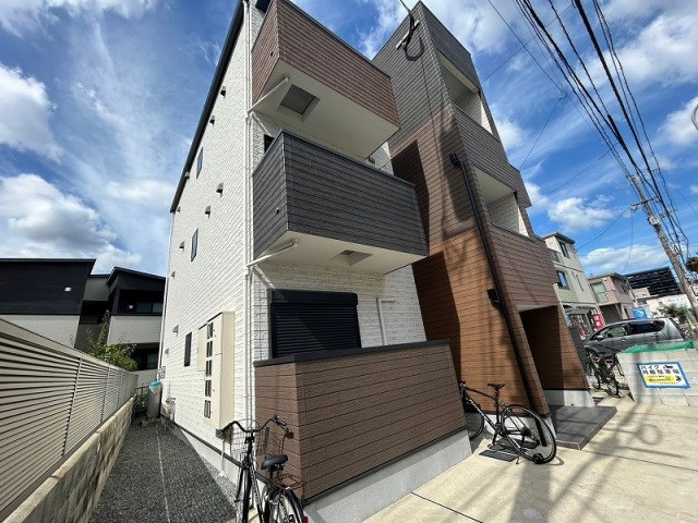エルモス野芥 外観