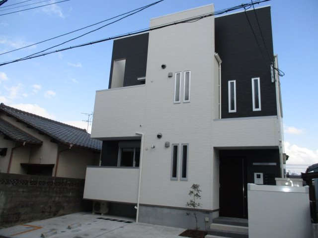GRANDTIC 別府 外観