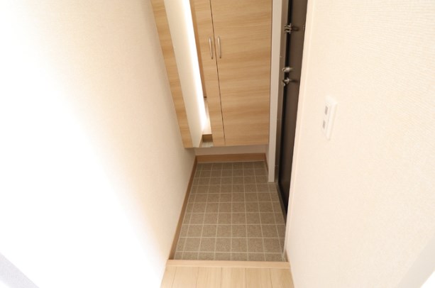 グレイスペアランス 玄関