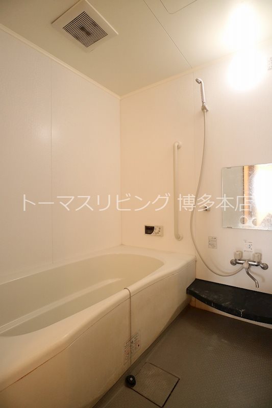 グランドリシェス  風呂画像