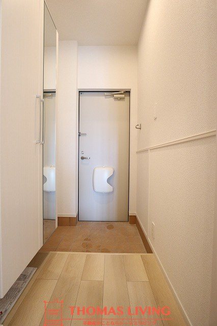 シーシャロームC棟 玄関