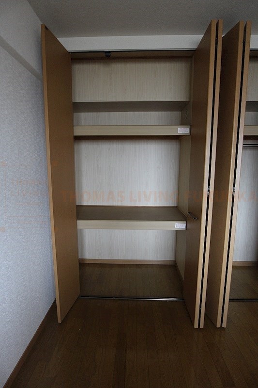 フォーレスト弐番館 収納