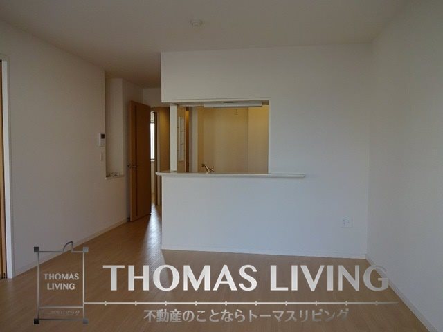 メゾンドルピナス 2号館 リビング