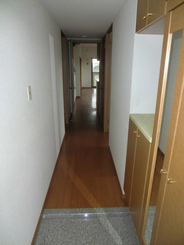 エバーライフリオ筑紫野Ⅱ 玄関