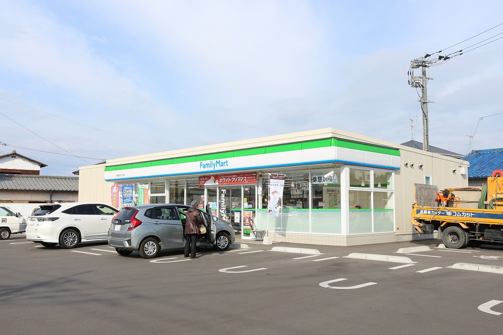 グランリヴァージュ宮司Ⅰ コンビニ