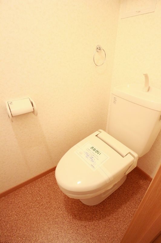 ヴィヴァーチェ和白丘 トイレ