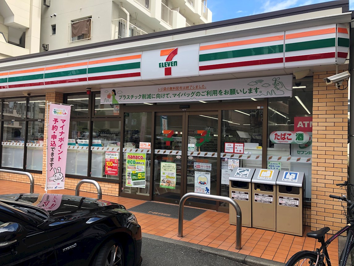 クリエート博多駅前   コンビニ