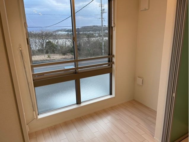 福岡県糟屋郡粕屋町甲仲原１丁目15-8 ベランダ