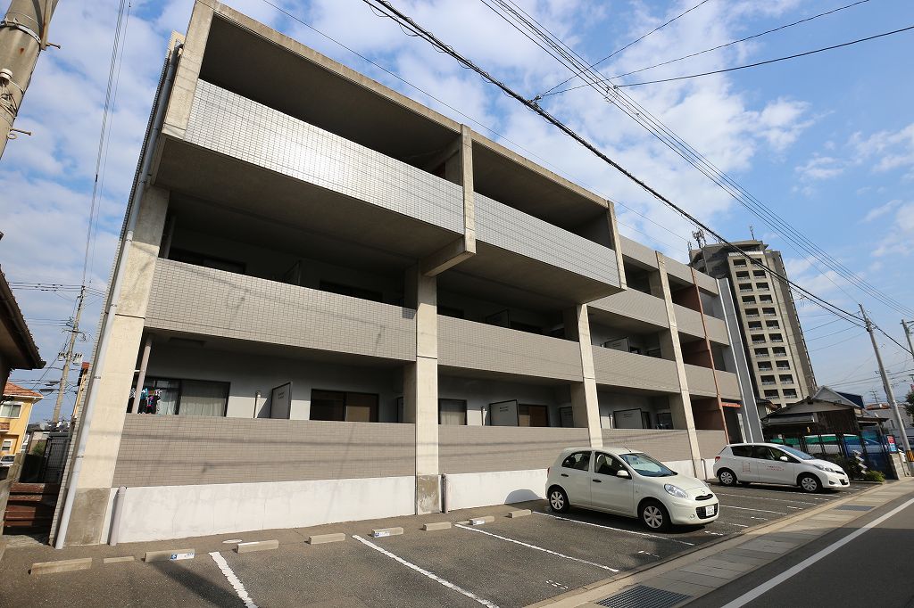 ウエストプラージュ 206号室 外観