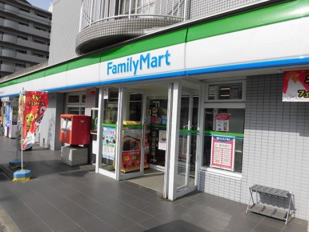 アーヴェンス吉塚 コンビニ