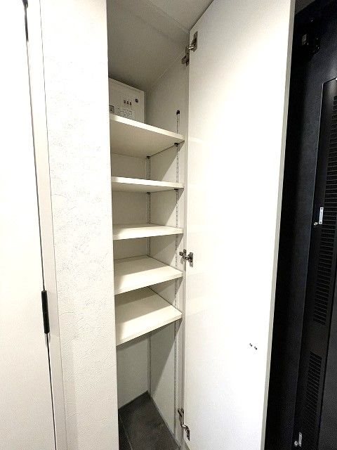 福岡県福岡市南区高宮３丁目12-21 玄関