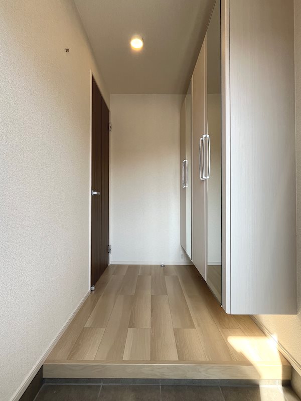 ウェルシュガーデンⅡ 玄関