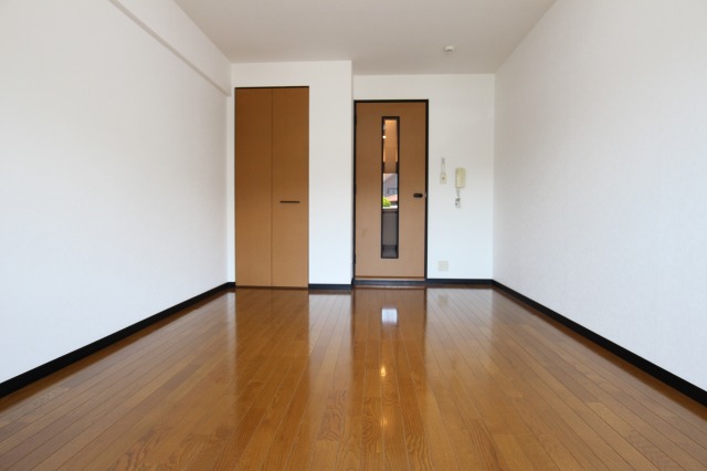エランドール谷 リビング